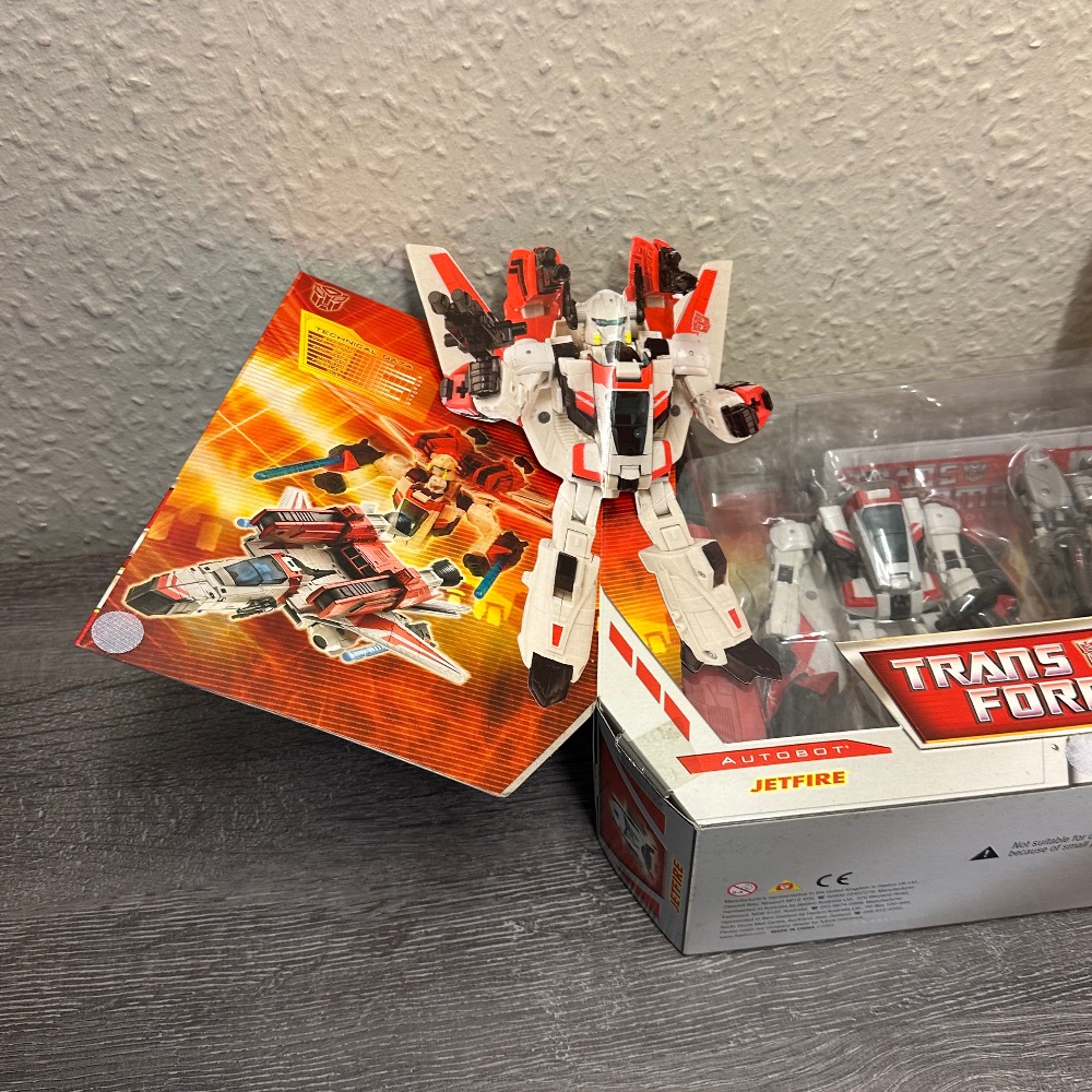 TRANSFORMERS JETFIRE & GRIMLOCK AUTOBOT HASBROS COLLECTORS CLUB Own4Less